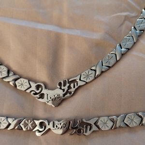 A woman barely use necklace